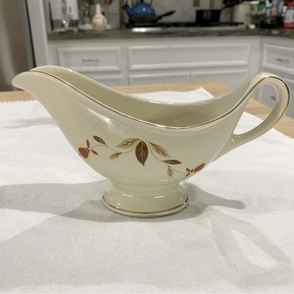 Hall’s China Autumn Leaf Open Sauce Boat - Picture 1 of 11